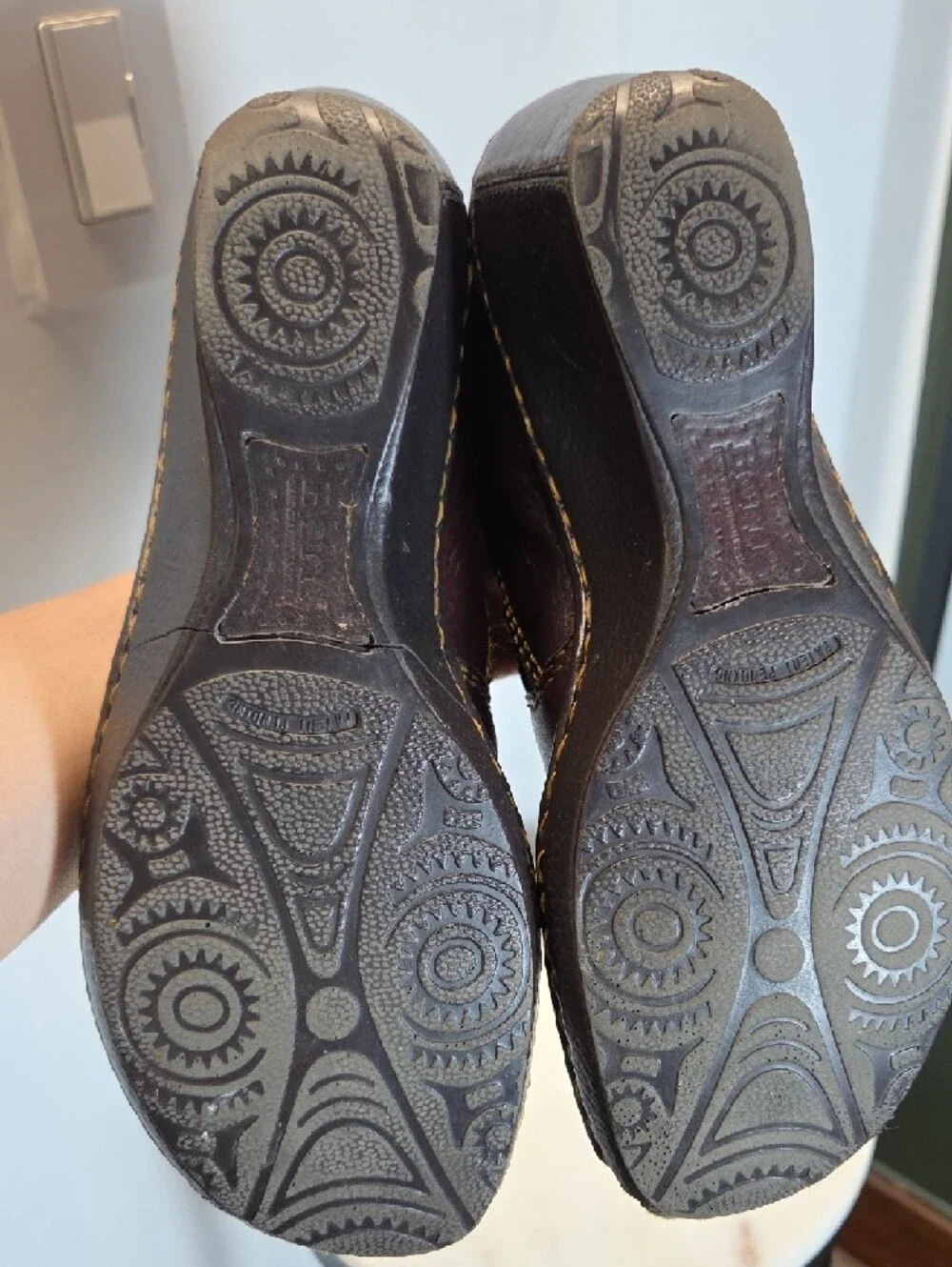 Born Women's Burgundy Leather Wedge Clogs Size 10